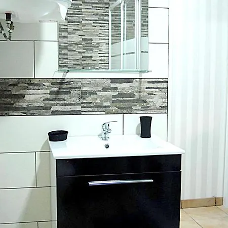 Tatil Evi Holiday Av. Vieira Guimaraes *